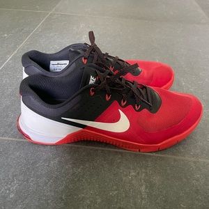 Nike men’s metcon sneakers